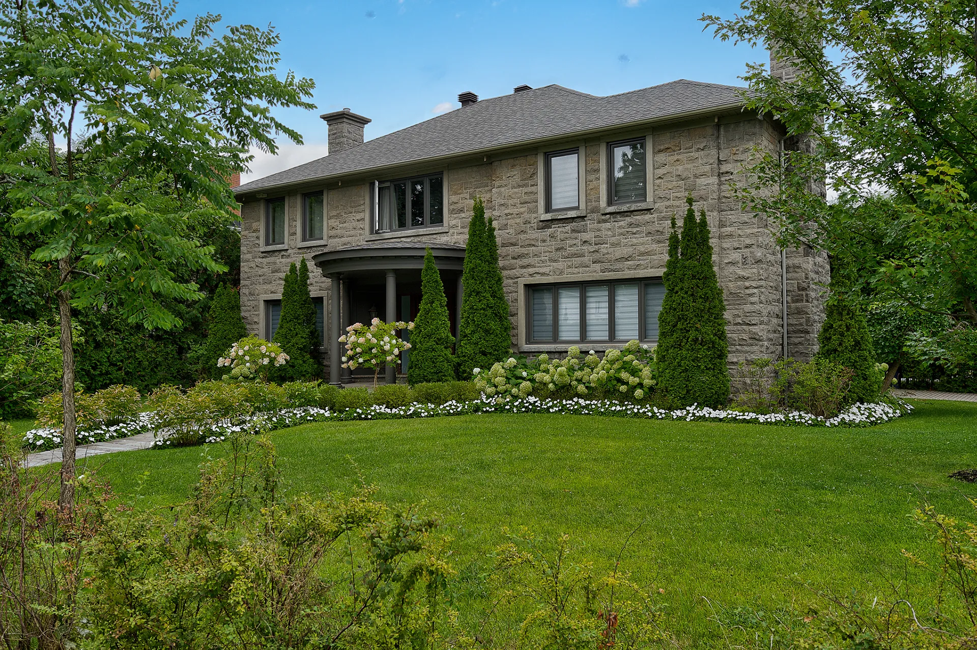 Classic luxury home in Town of Mount Royal